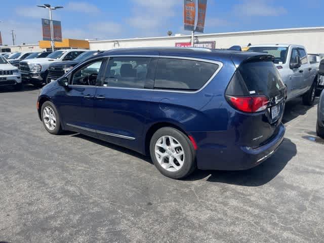 2017 Chrysler Pacifica Touring-L Plus 3