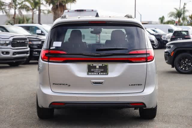 2024 Chrysler Pacifica Limited 7