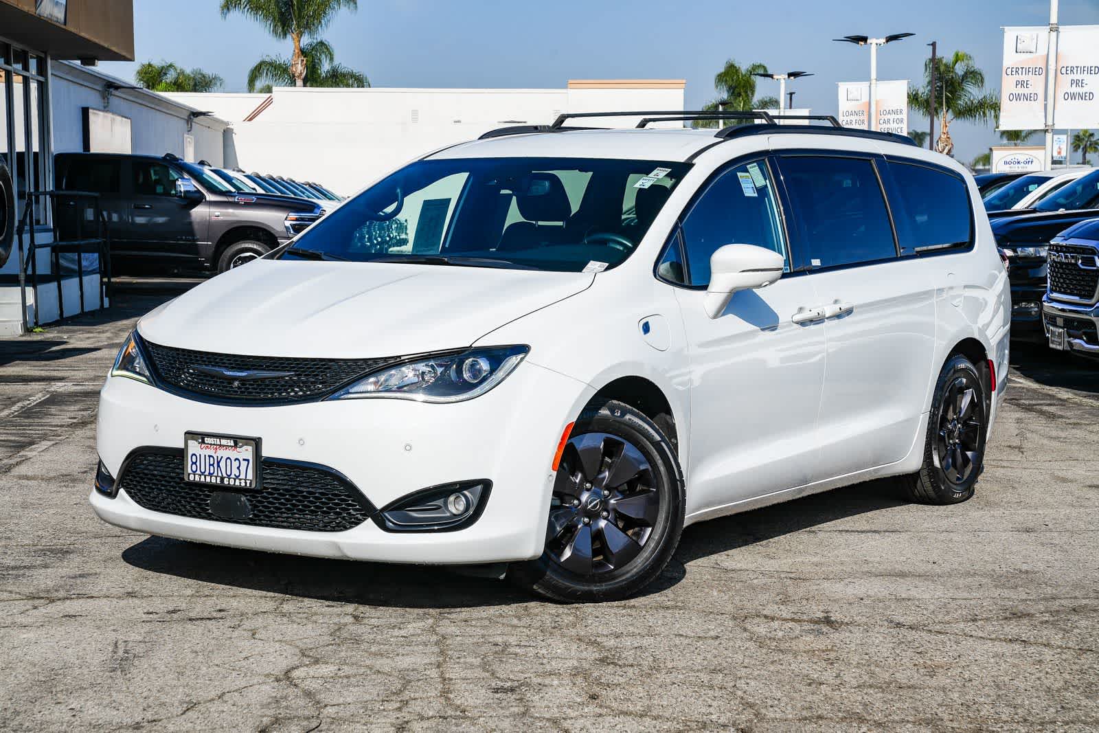 2020 Chrysler Pacifica Hybrid Limited FWD