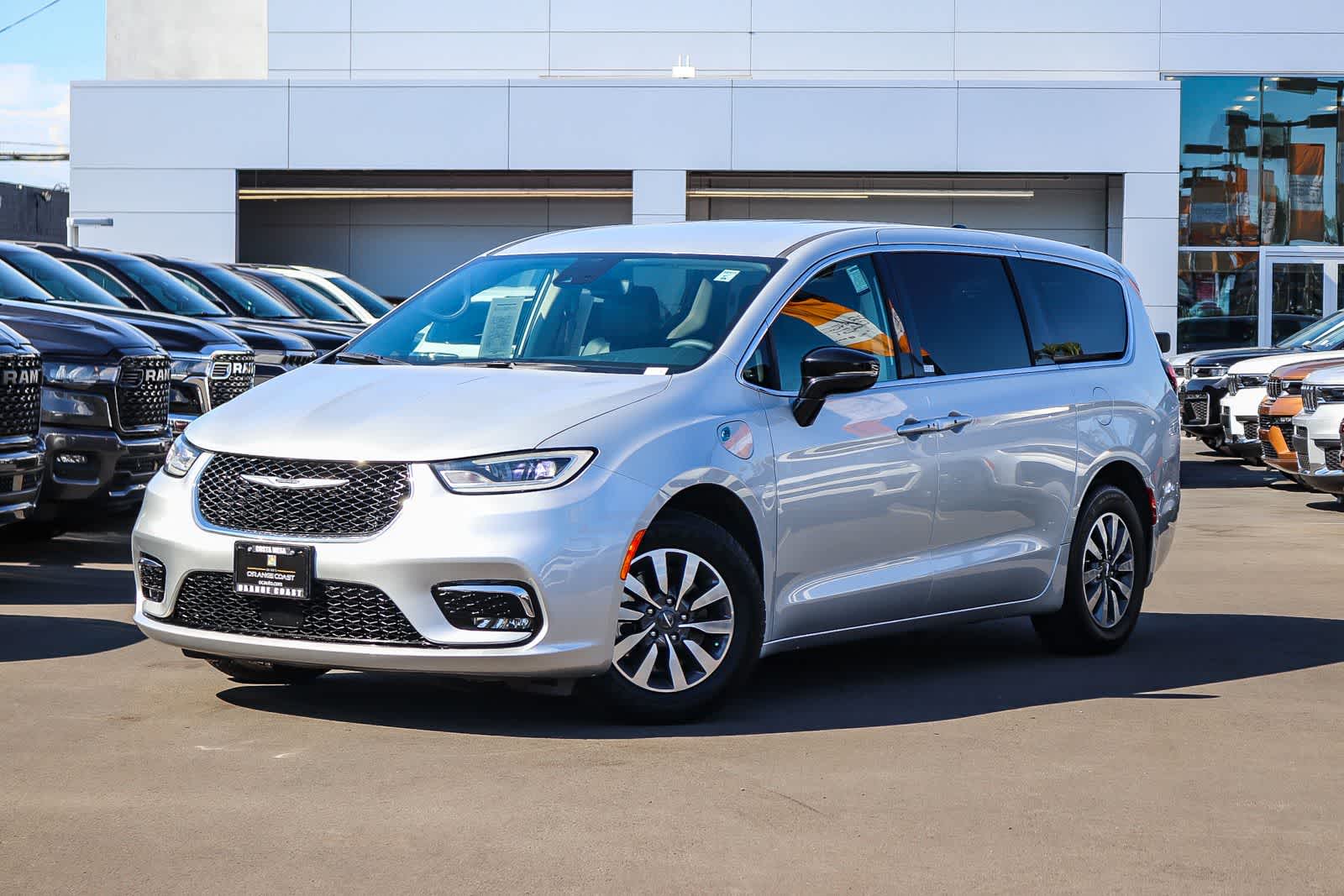 2024 Chrysler Pacifica