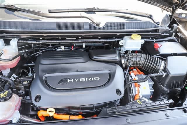 2021 Chrysler Pacifica Hybrid Limited 28