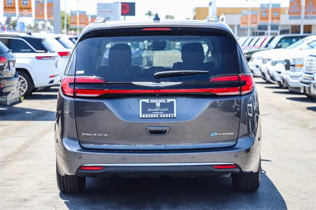 2021 Chrysler Pacifica Hybrid Limited 7