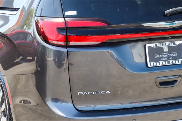 2021 Chrysler Pacifica Hybrid Limited 9