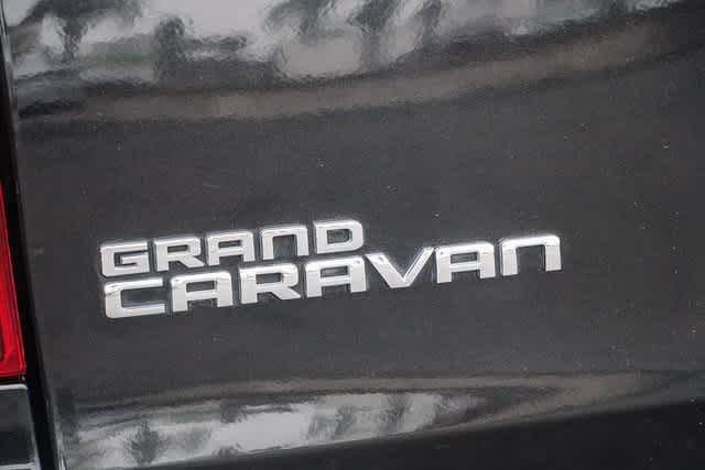 2014 Dodge Grand Caravan R/T 9