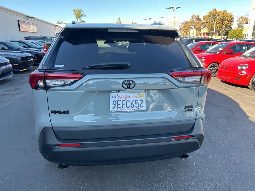 2023 Toyota RAV4 XLE Premium 4