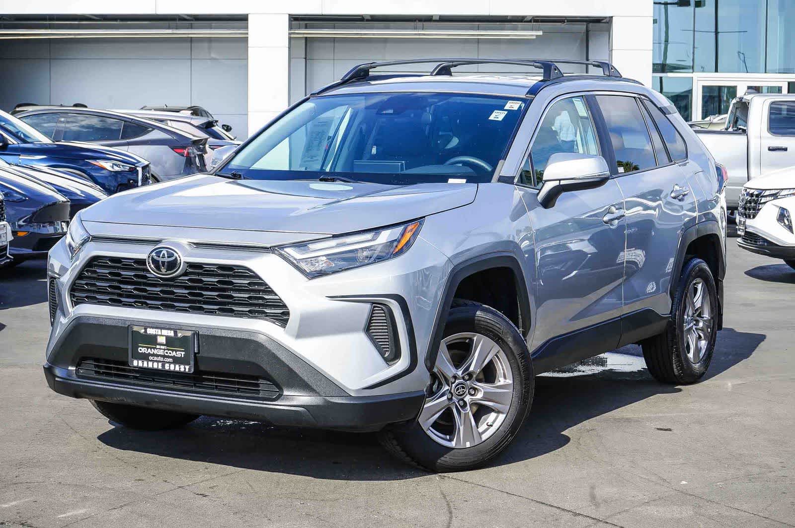 2022 Toyota RAV4 XLE FWD