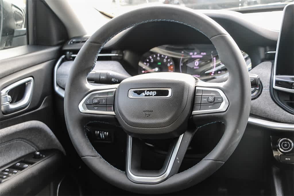 2022 Jeep Compass Latitude 15