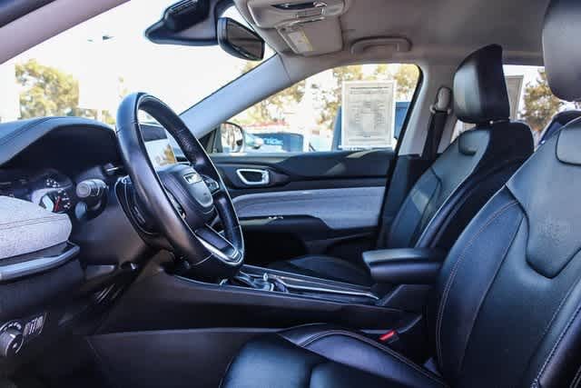 2022 Jeep Compass Latitude Lux 17