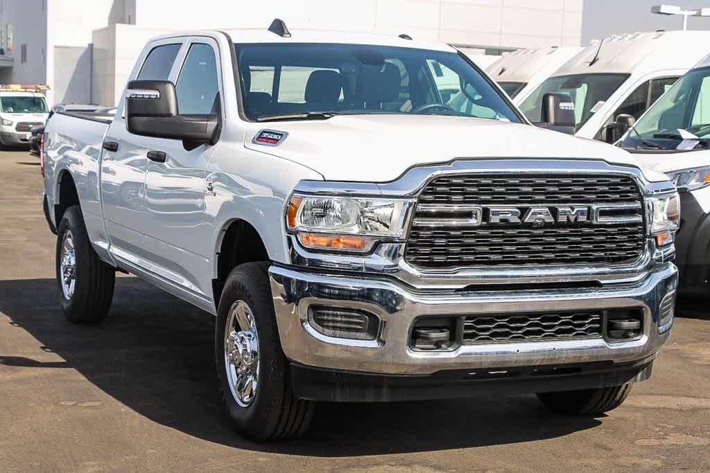 2024 Ram 3500 Tradesman 4x4 Crew Cab 64 Box 3