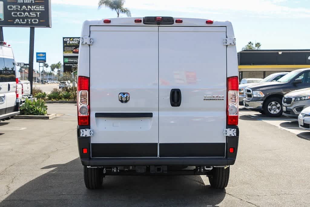 2024 Ram ProMaster SLT 3