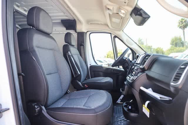 2024 Ram ProMaster SLT 16