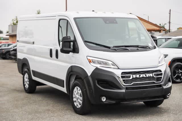 2024 Ram ProMaster SLT 3