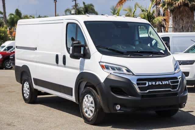 2024 Ram ProMaster SLT 3