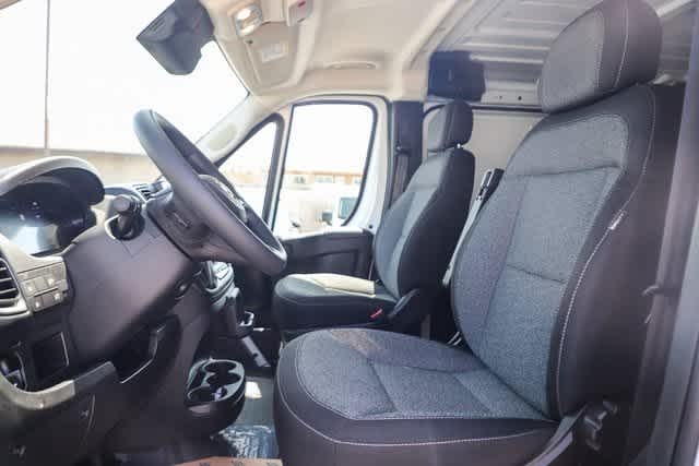 2024 Ram ProMaster SLT 16