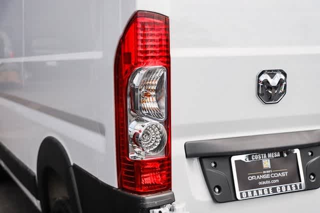 2024 Ram ProMaster Tradesman 9