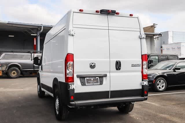 2024 Ram ProMaster Tradesman 8