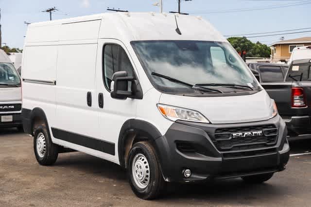 2024 Ram ProMaster Tradesman 3