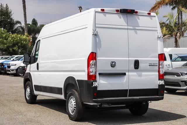 2024 Ram ProMaster Tradesman 8