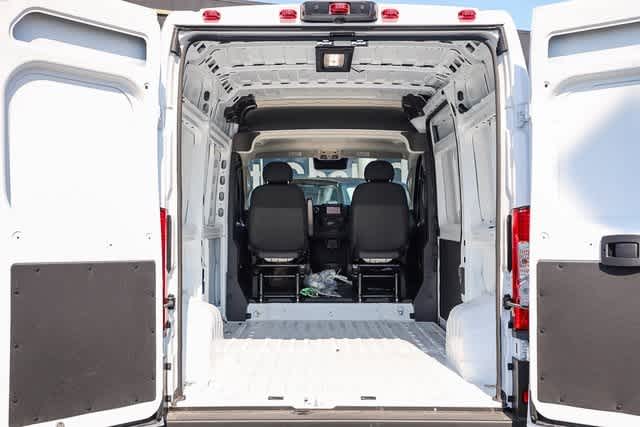 2024 Ram ProMaster Tradesman 26