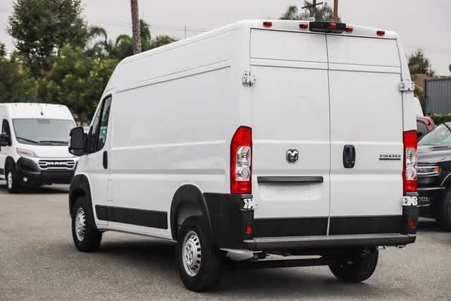 2024 Ram ProMaster Tradesman 8