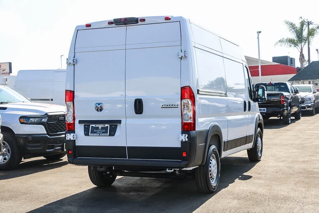 2024 Ram ProMaster Tradesman 4