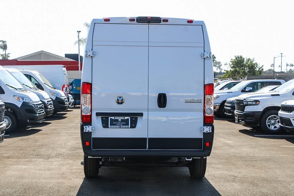 2024 Ram ProMaster Tradesman 3