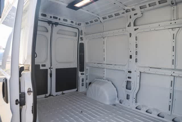 2024 Ram ProMaster Tradesman 25