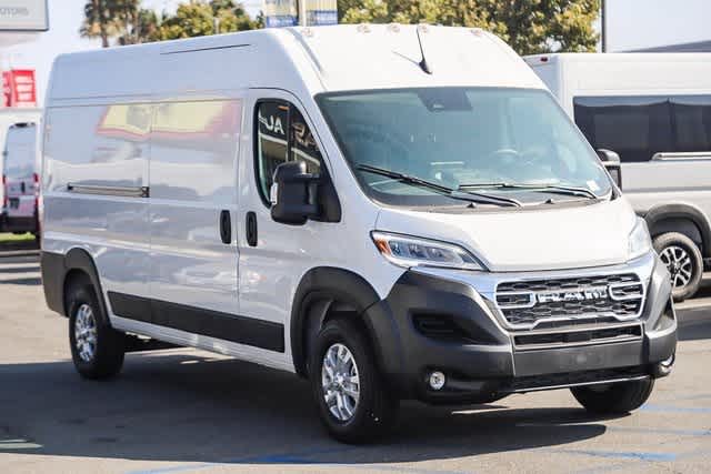 2024 Ram ProMaster SLT 3