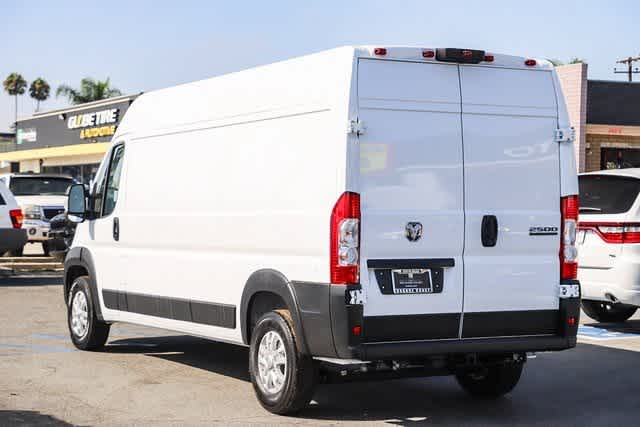 2024 Ram ProMaster SLT 8