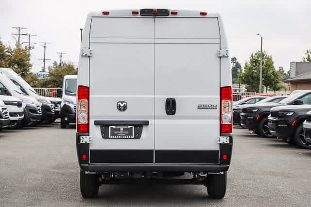 2024 Ram ProMaster SLT 7