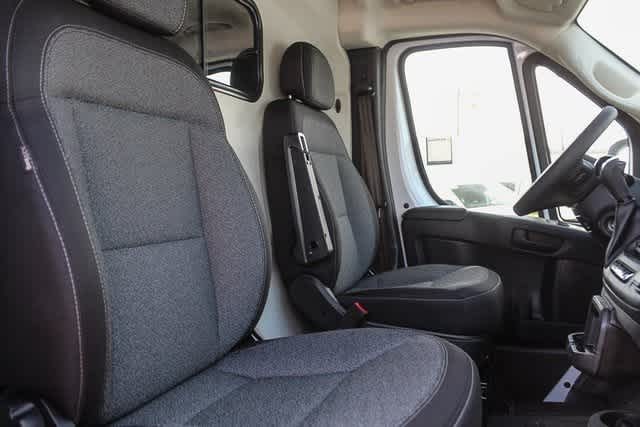 2024 Ram ProMaster SLT 18