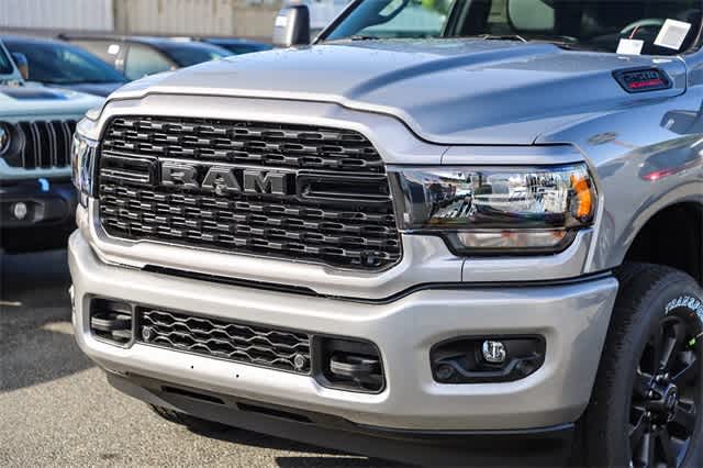 2024 Ram 2500 Big Horn 4x4 Crew Cab 64 Box 9