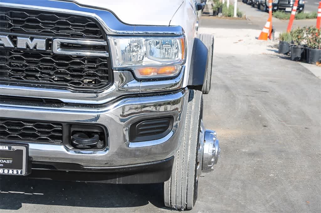 2020 Ram 5500 Chassis Cab Tradesman 4x2 Crew Cab 84 CA 197.4 WB 7