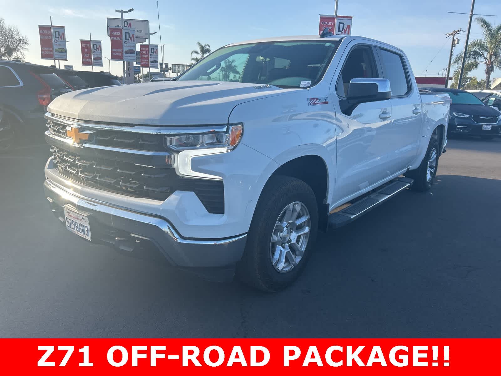 2023 Chevrolet Silverado 1500 LT Crew Cab 4WD