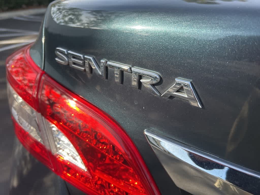 2014 Nissan Sentra SV 11