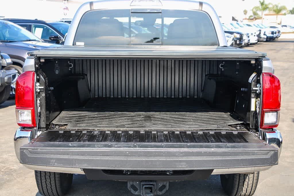 2021 Toyota Tacoma SR5 Double Cab 5 Bed V6 AT 23