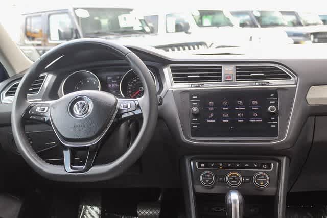 2020 Volkswagen Tiguan SE 12