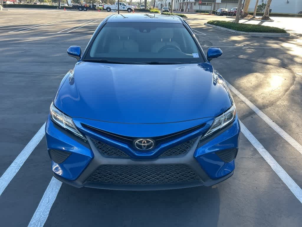 2018 Toyota Camry SE 8