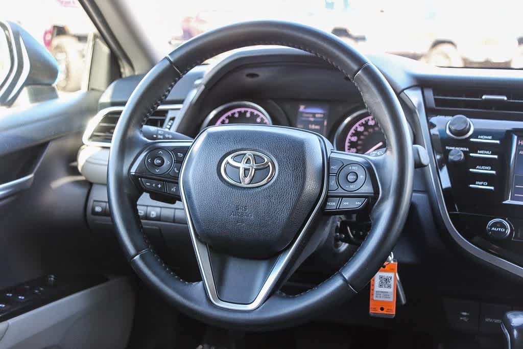 2018 Toyota Camry SE 15