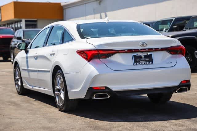 2019 Toyota Avalon XLE 8