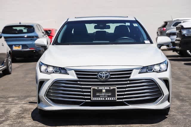 2019 Toyota Avalon XLE 2