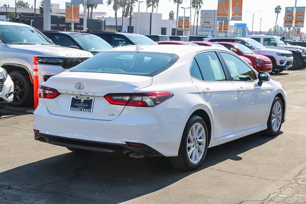 2022 Toyota Camry LE 4