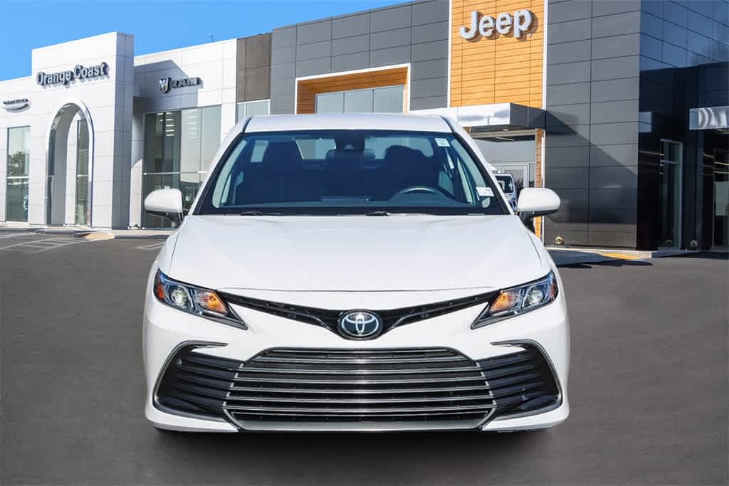 2022 Toyota Camry LE 6