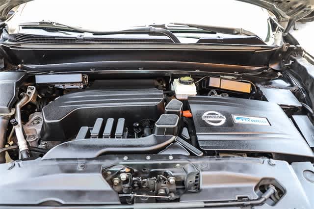 2014 Nissan Pathfinder SL Hybrid 29