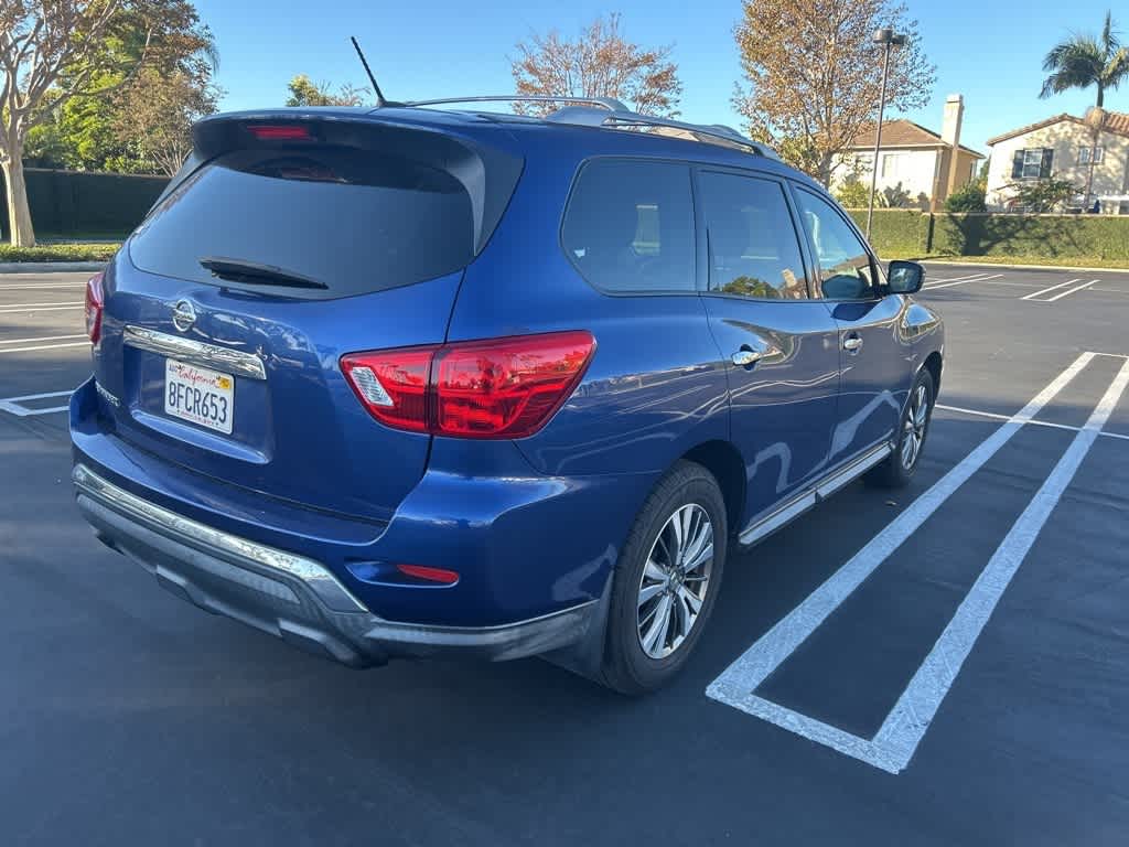 2018 Nissan Pathfinder S 5