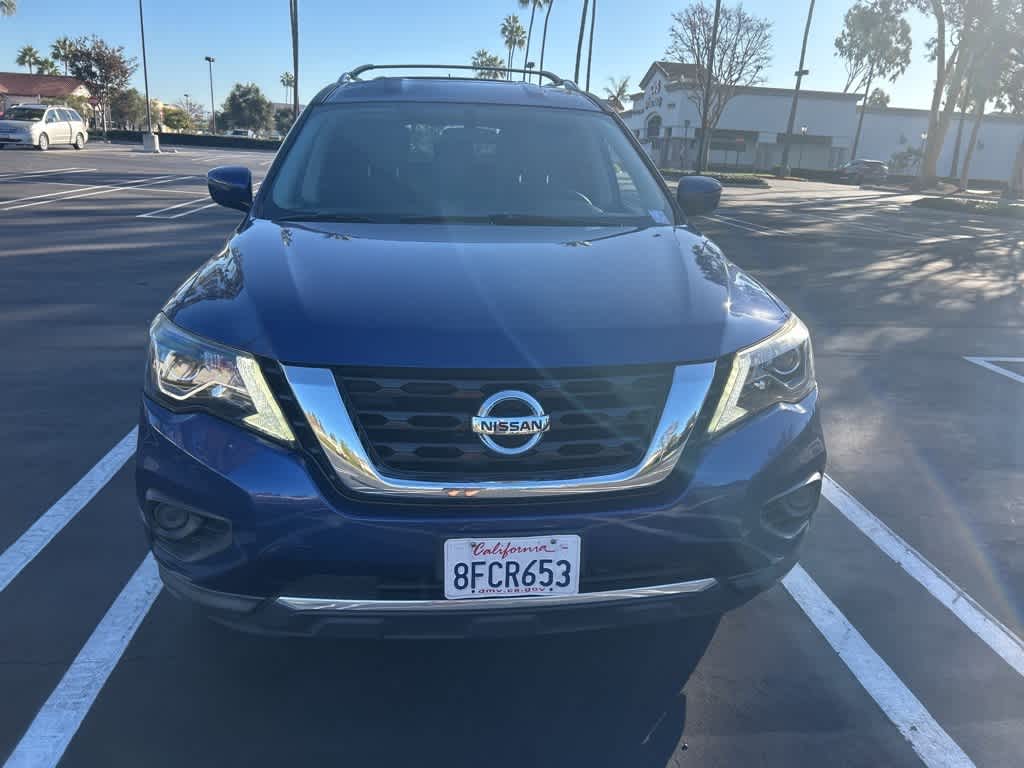 2018 Nissan Pathfinder S 8