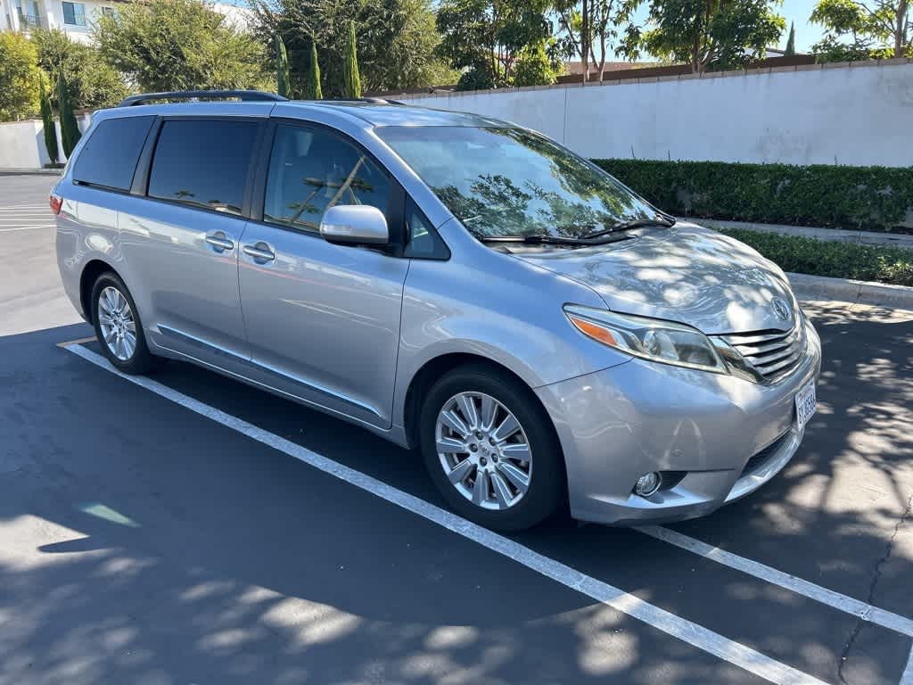 2017 Toyota Sienna Limited Premium 7