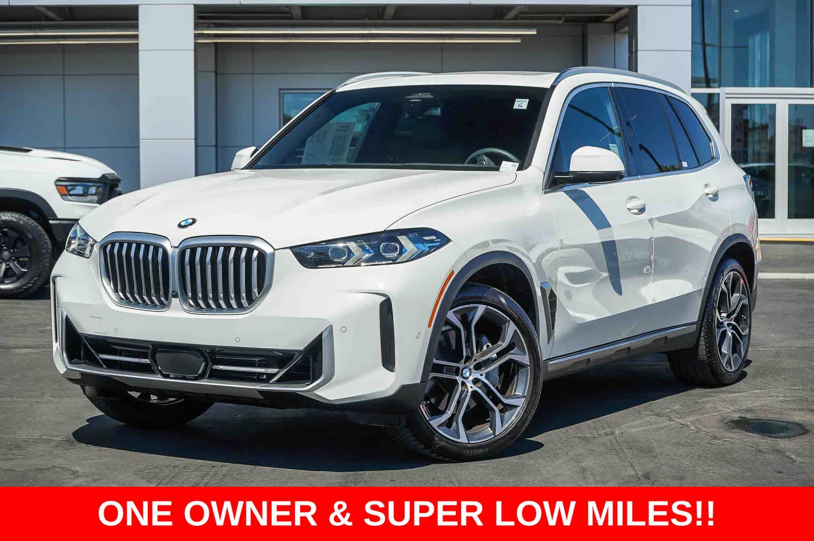 Alpine White 2026 BMW X5 SUV / Crossover Rear-Wheel Drive 8-Speed Automatic