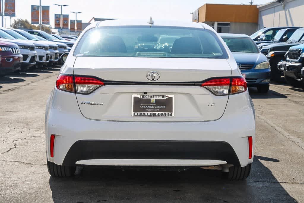 2021 Toyota Corolla LE 3