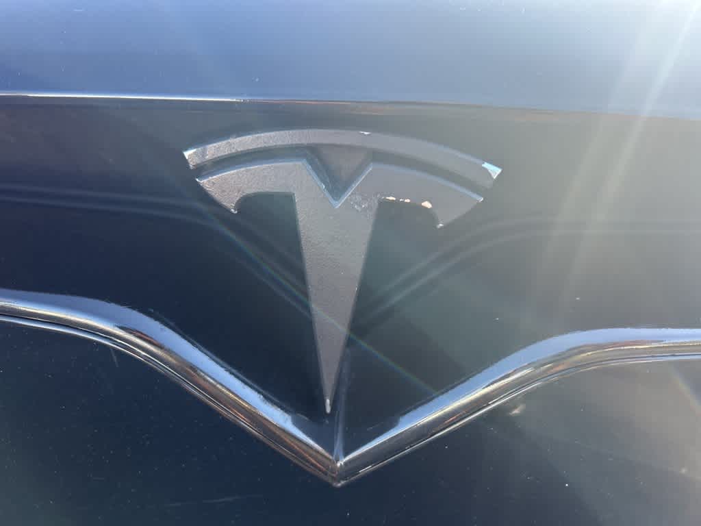 2018 Tesla Model X 75D 10